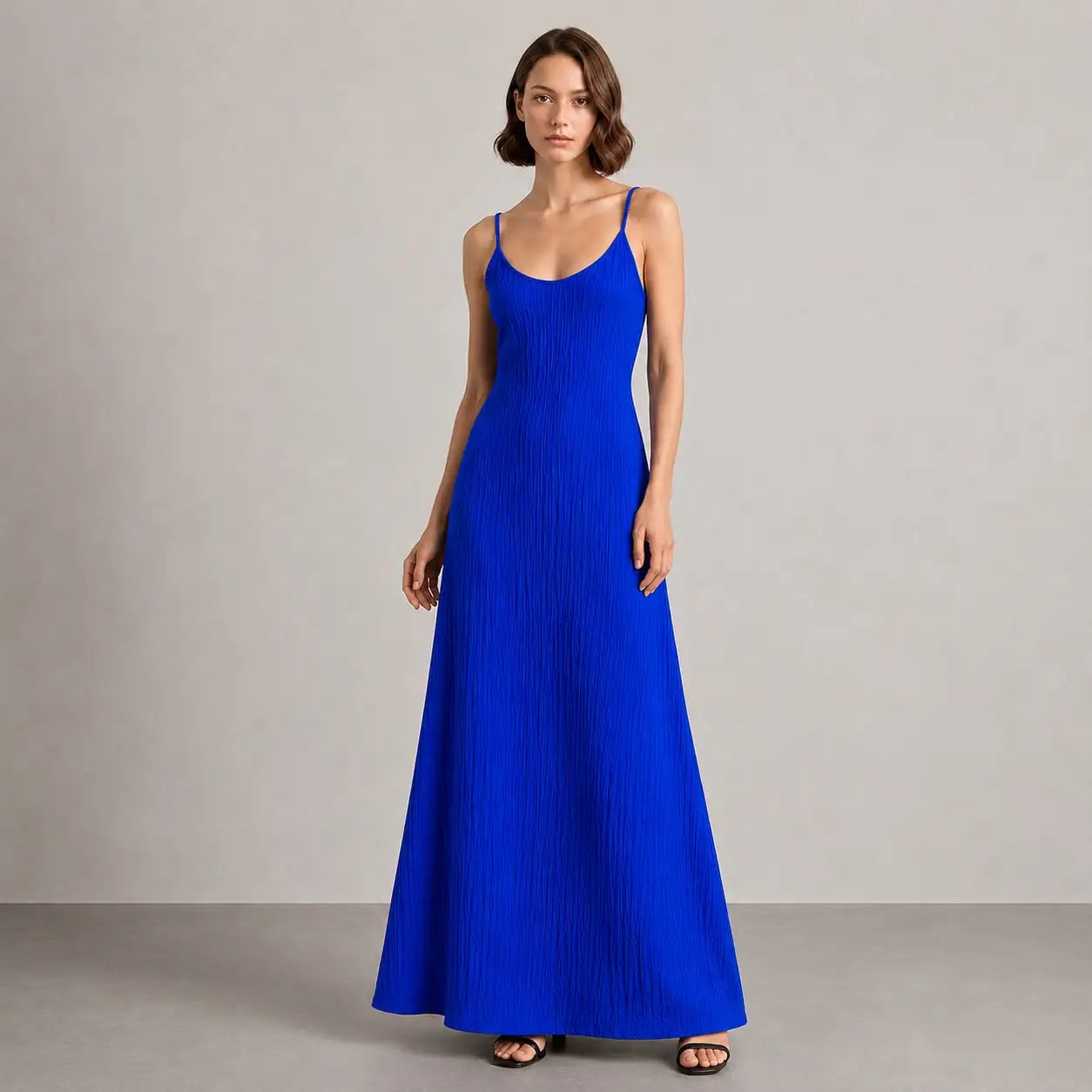 Vestido Longo Feminino Elegante com Alças Finas
