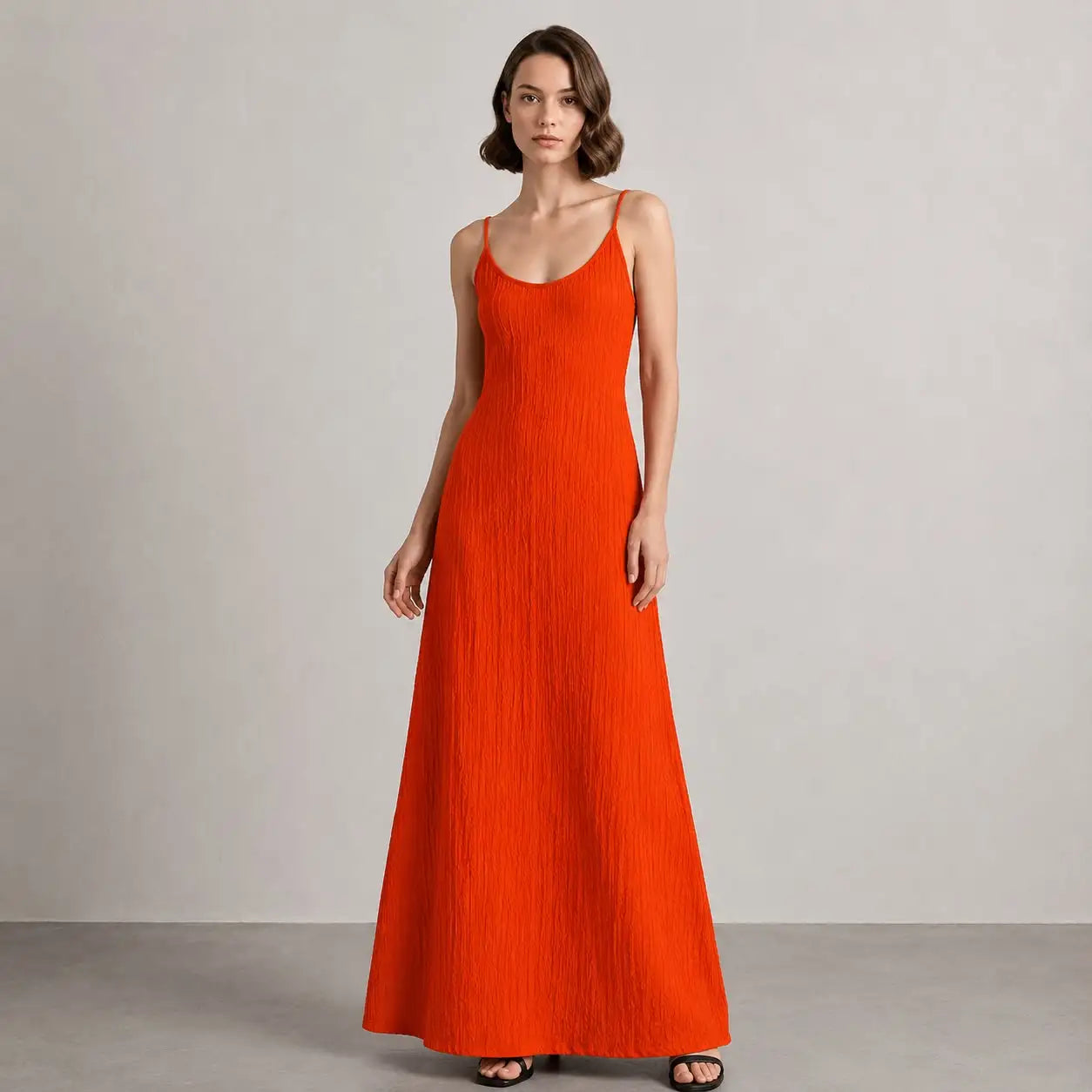Vestido Longo Feminino Elegante com Alças Finas