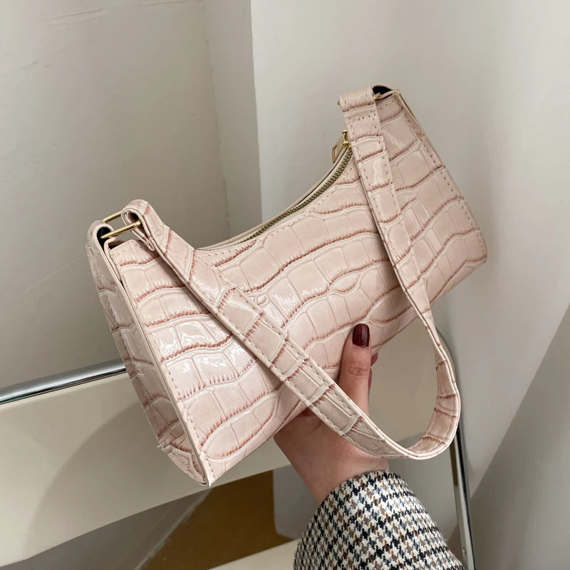 Bolsa Feminina de Ombro com Estampa Croco