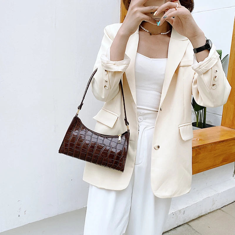 Bolsa Feminina de Ombro com Estampa Croco