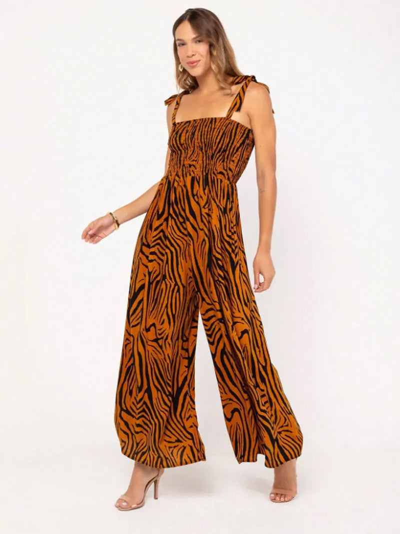 Macacão Feminino Plus Size com Estampa de Onça